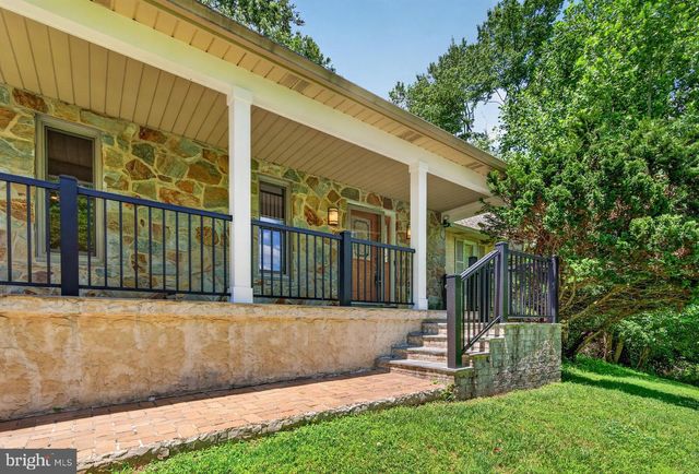427 UPPER PIKE CREEK RD, Newark, DE 19711