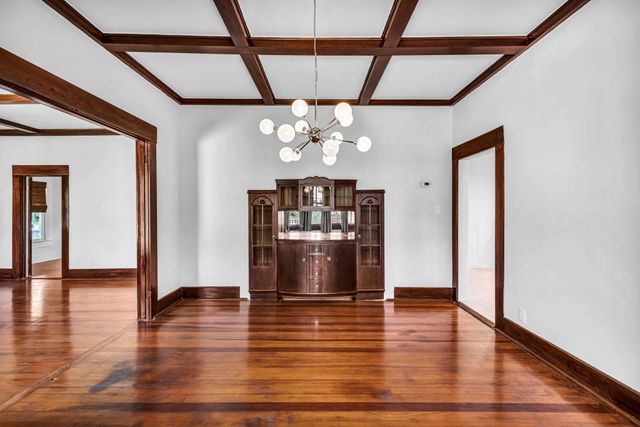 1806 S Main ST, Georgetown, TX 78626