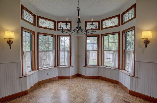 1806 S Main ST, Georgetown, TX 78626