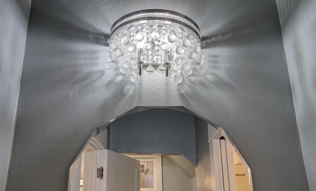 1806 S Main ST, Georgetown, TX 78626