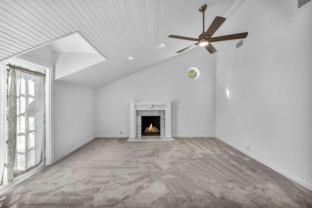 1806 S Main ST, Georgetown, TX 78626