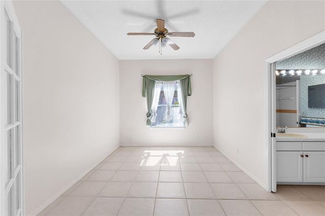 4918 AVON LANE, Sarasota, FL 34238