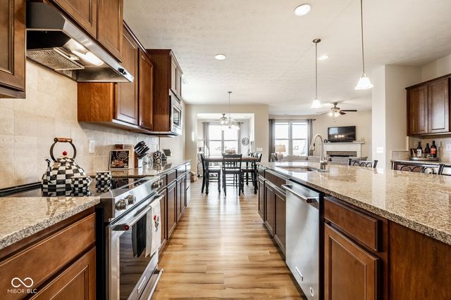 15918 Harstad Drive, Westfield, IN 46074