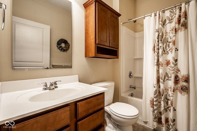 15918 Harstad Drive, Westfield, IN 46074