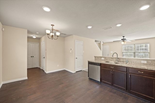 2936 Pima Lane, Fort Worth, TX 76119