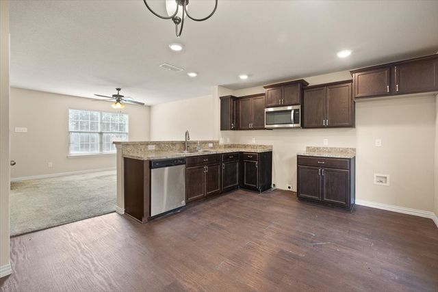 2936 Pima Lane, Fort Worth, TX 76119