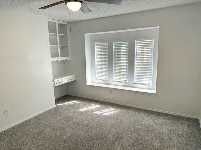 520 Baker Drive, Hurst, TX 76054