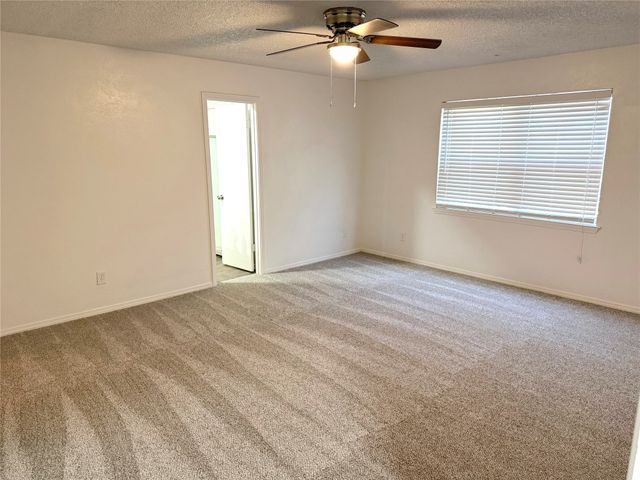 520 Baker Drive, Hurst, TX 76054