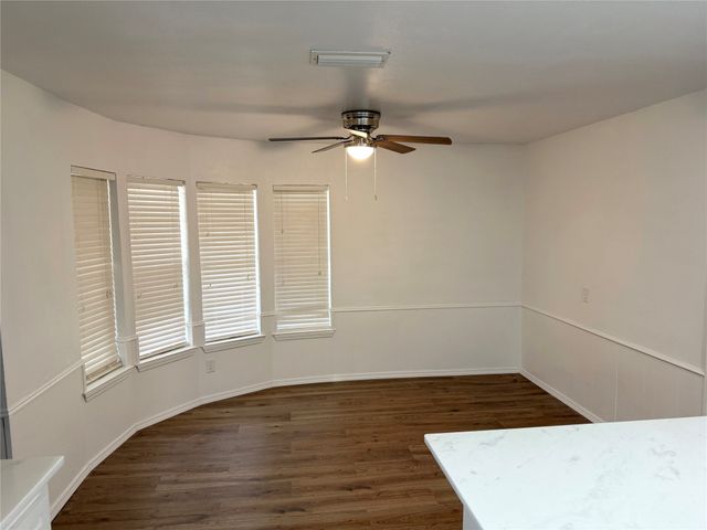 520 Baker Drive, Hurst, TX 76054