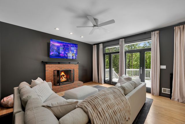 60 Wildcat Road, Burlington, CT 06013