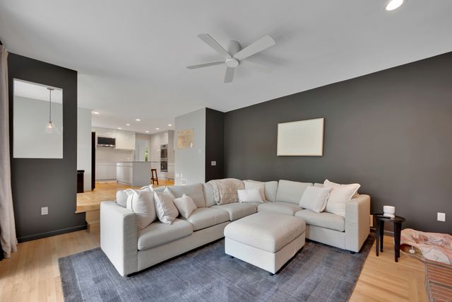 60 Wildcat Road, Burlington, CT 06013