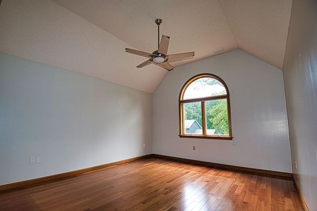 60 Wildcat Road, Burlington, CT 06013