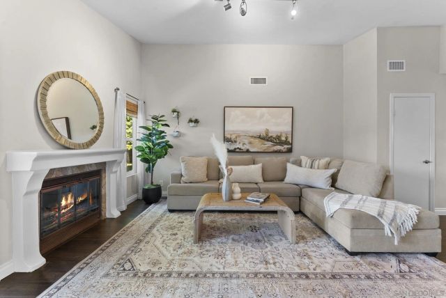 7941 Calle Madrid, Carlsbad, CA 92009