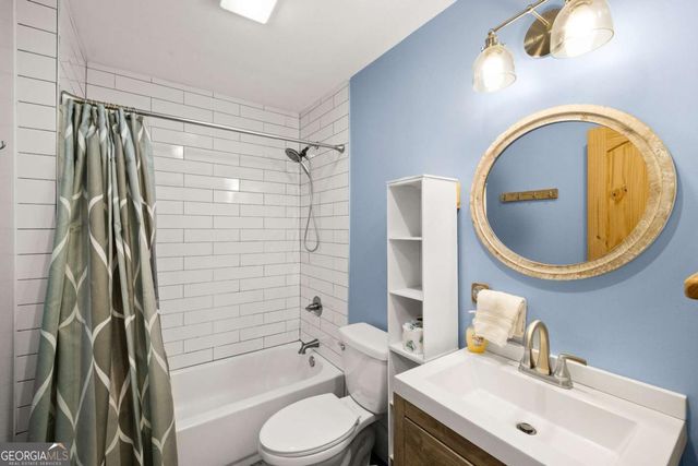 33 Harris Lane, Blue Ridge, GA 30513