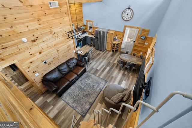 33 Harris Lane, Blue Ridge, GA 30513