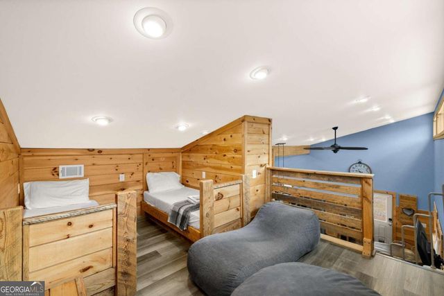 33 Harris Lane, Blue Ridge, GA 30513