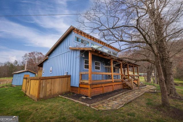 33 Harris Lane, Blue Ridge, GA 30513