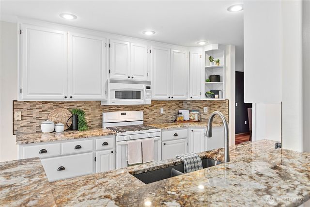 2406 Birch Street, Bellingham, WA 98229