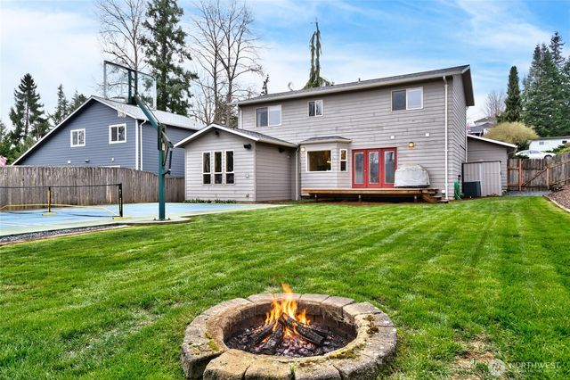 2406 Birch Street, Bellingham, WA 98229