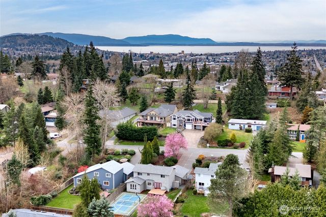 2406 Birch Street, Bellingham, WA 98229