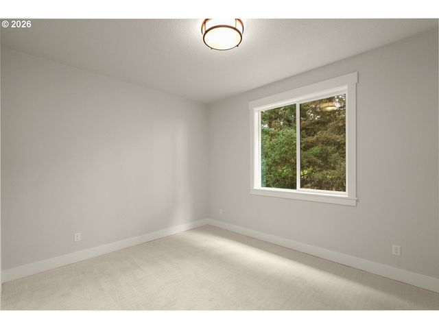 28410 Ne BELL Rd, Newberg, OR 97132