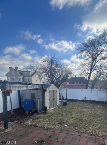 15 Linden Ave, North Plainfield Boro, NJ 07060