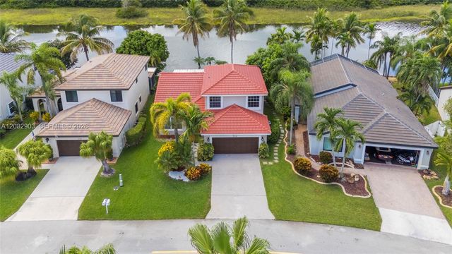 354 SW 183rd Way, Pembroke Pines, FL 33029