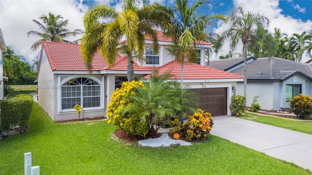 354 SW 183rd Way, Pembroke Pines, FL 33029