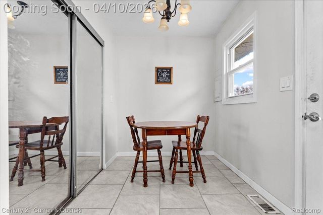 14245 Fellrath Street, Taylor, MI 48180