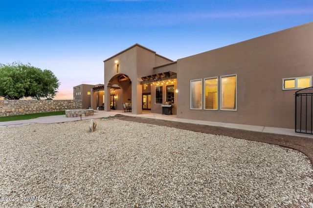 275 Sandy Beach Road, Las Cruces, NM 88005