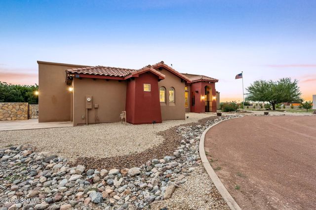 275 Sandy Beach Road, Las Cruces, NM 88005