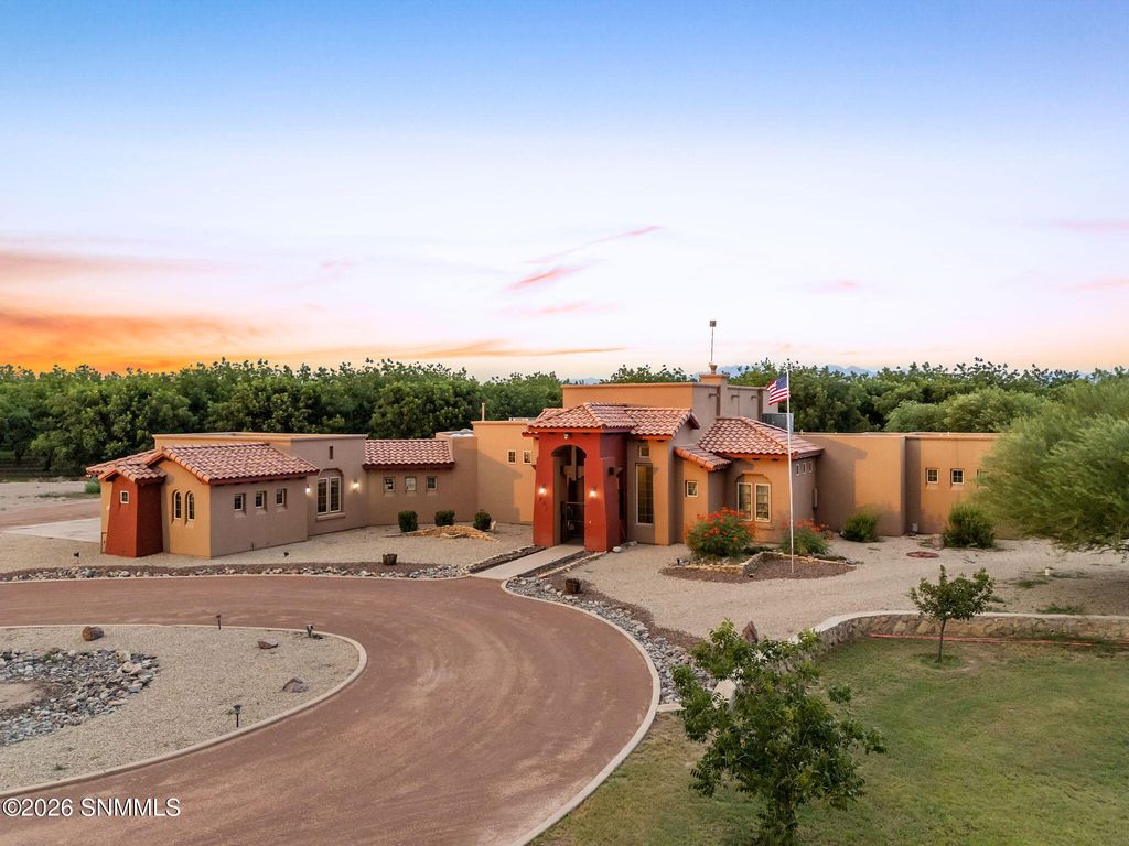 275 Sandy Beach Road, Las Cruces, NM 88005