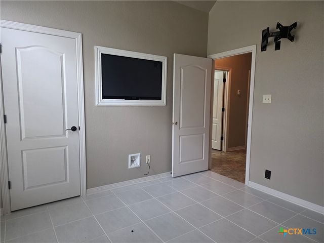 7026 Chimney Hill Drive, Nolanville, TX 76559