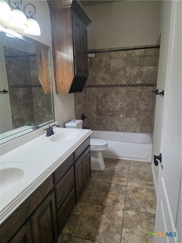 7026 Chimney Hill Drive, Nolanville, TX 76559