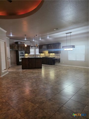 7026 Chimney Hill Drive, Nolanville, TX 76559