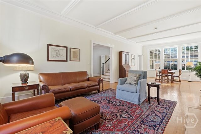 103 E 51st Street, Savannah, GA 31405