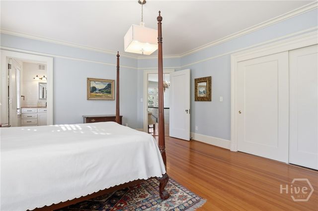 103 E 51st Street, Savannah, GA 31405