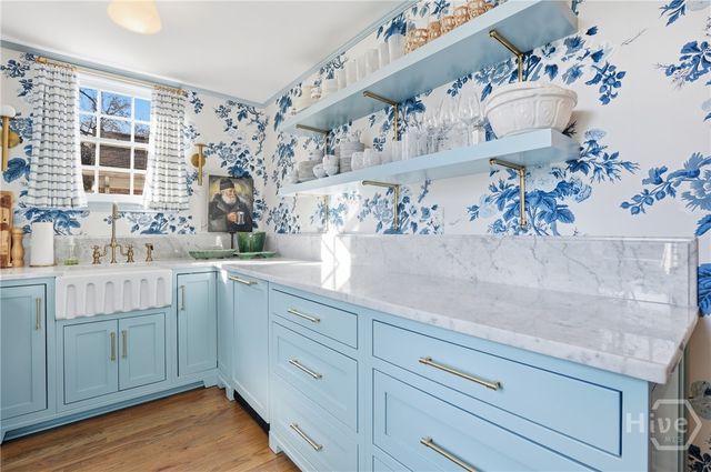 103 E 51st Street, Savannah, GA 31405