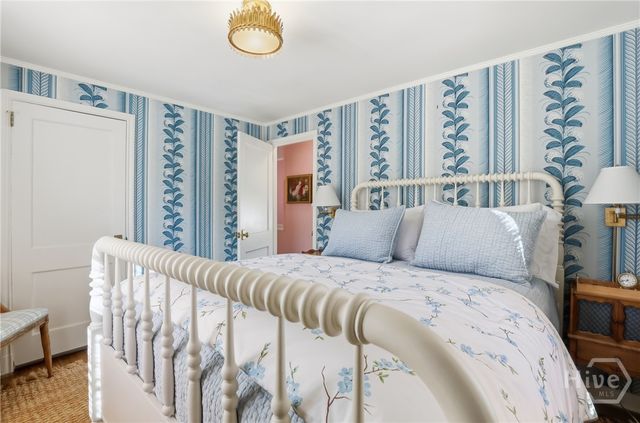 103 E 51st Street, Savannah, GA 31405