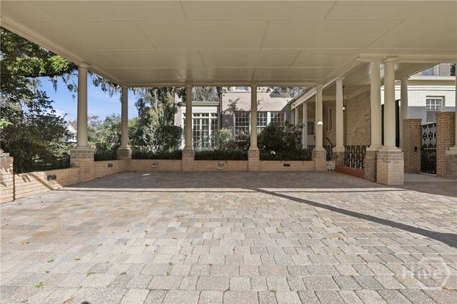 103 E 51st Street, Savannah, GA 31405