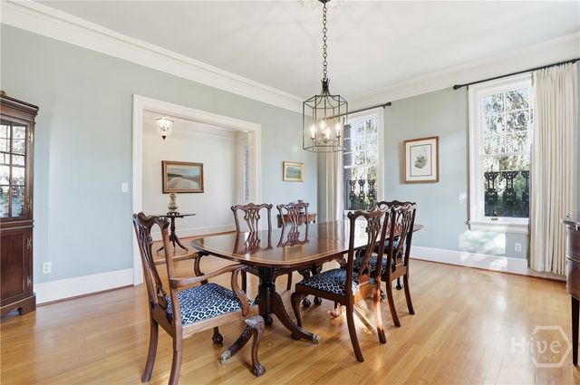 103 E 51st Street, Savannah, GA 31405