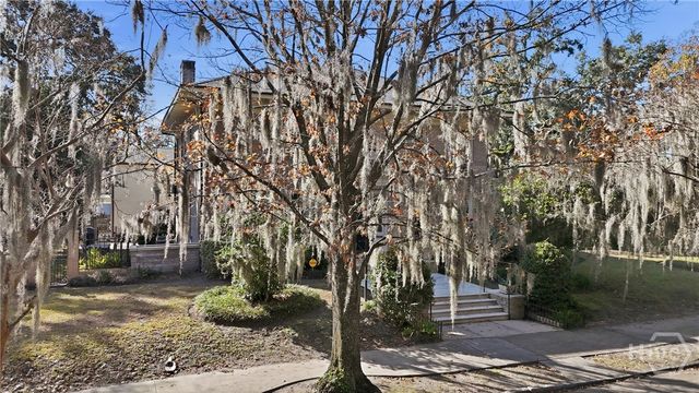 103 E 51st Street, Savannah, GA 31405