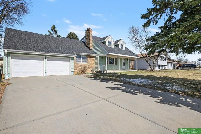 10406 Boyd Street, Omaha, NE 68134