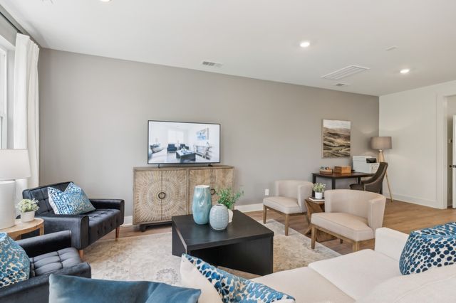 116 Valentine Aly, Nashville, TN 37218