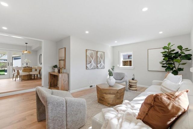 972 Emerald Way, San Jose, CA 95117