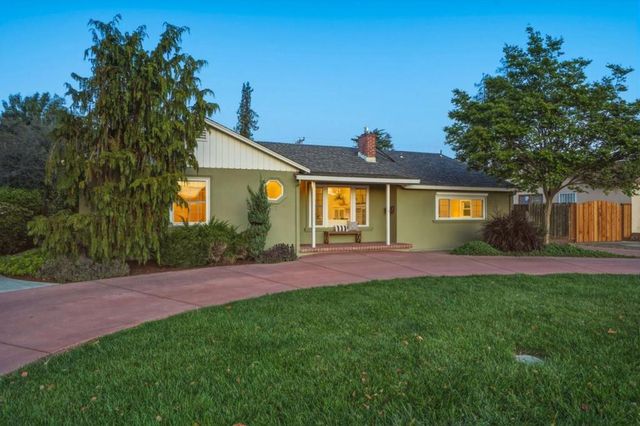 972 Emerald Way, San Jose, CA 95117