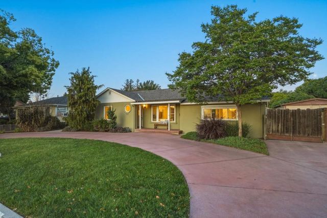 972 Emerald Way, San Jose, CA 95117