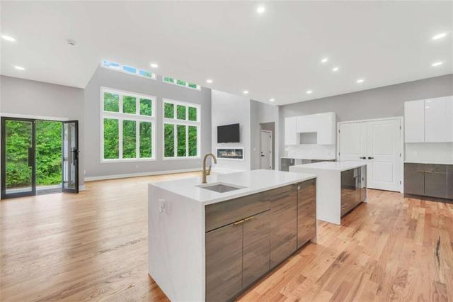 1192 Shore Drive, Atlanta, GA 30311