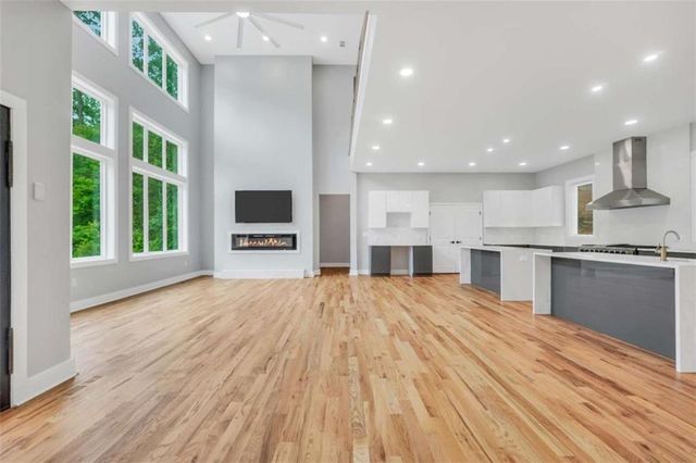 1192 Shore Drive, Atlanta, GA 30311