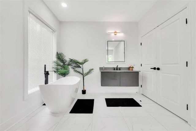 1192 Shore Drive, Atlanta, GA 30311
